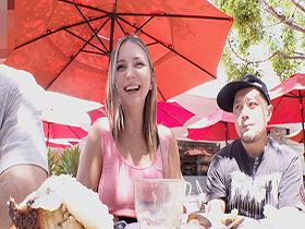 ロスでナンパした愛嬌抜群のショップ店員が経験人数120人超えのヤリマンだった サンプル動画サムネイル